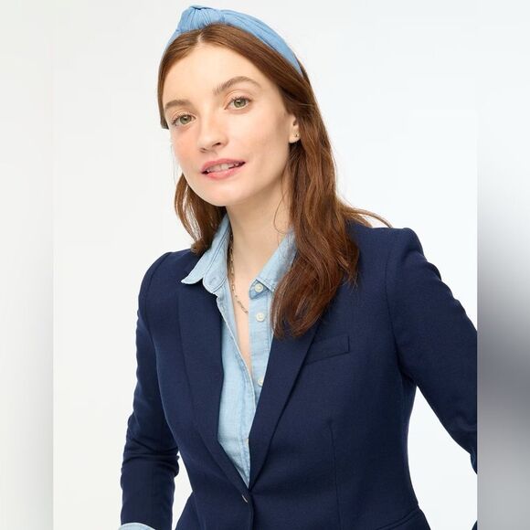 J. Crew Original Schoolboy Wool Blend Navy Blazer, Size 2 - Picture 2 of 9